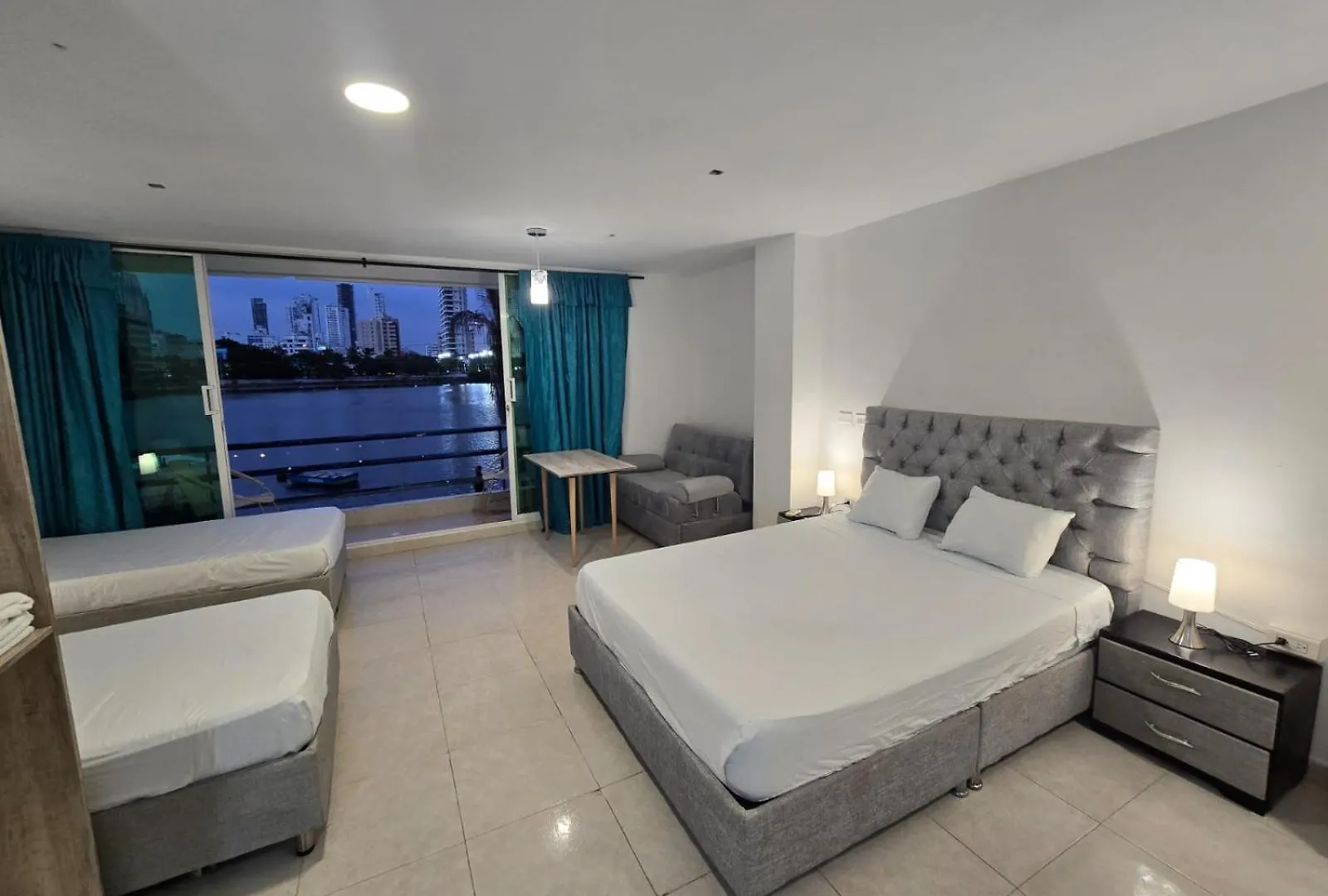 Marina Del Rey Propiedades Gaitan Cartagena