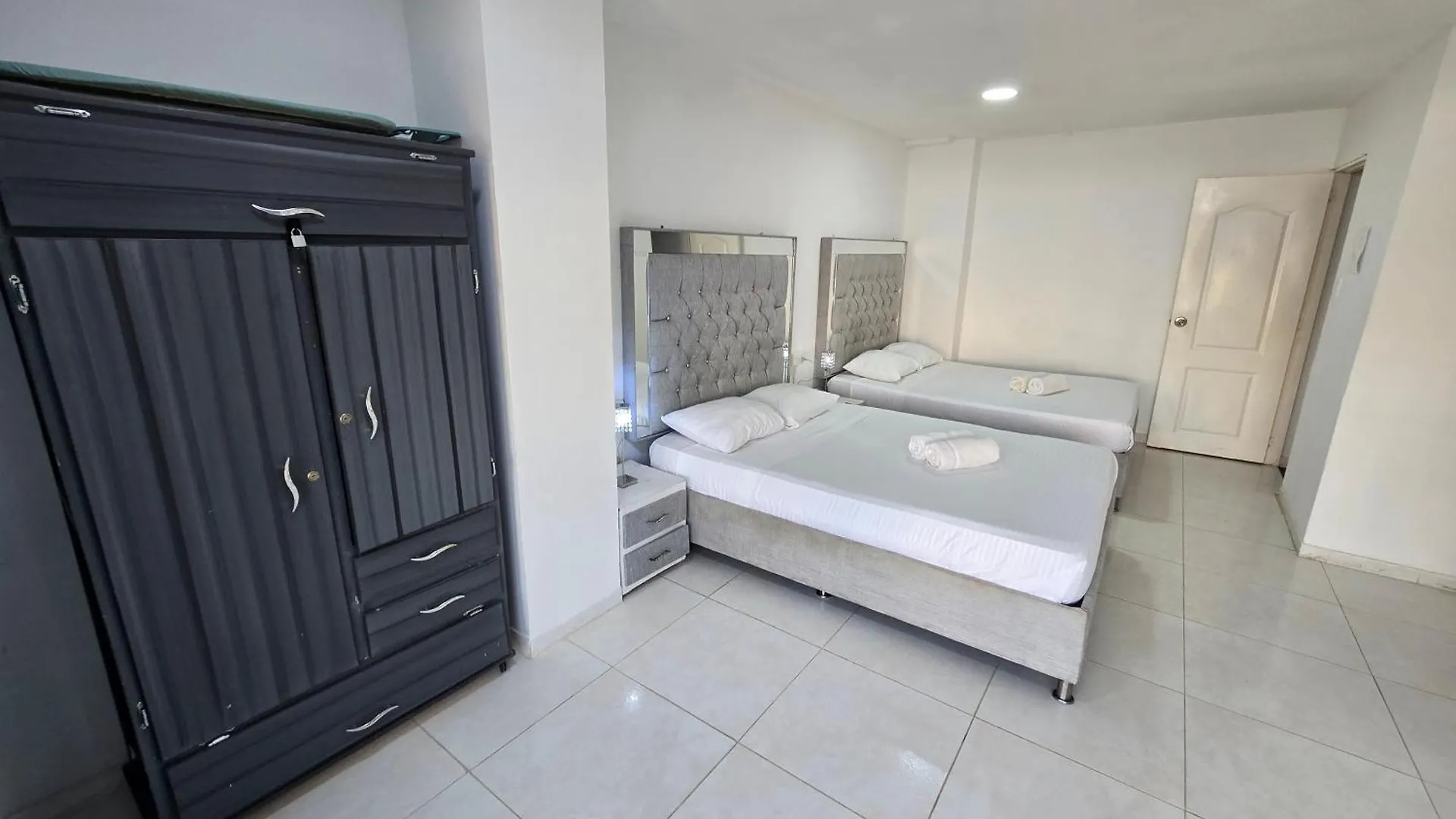 Aparthotel Marina Del Rey Propiedades Gaitan Cartagena